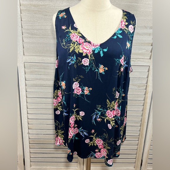 torrid Tops - TORRID Tank Top Navy Floral Print-1X
